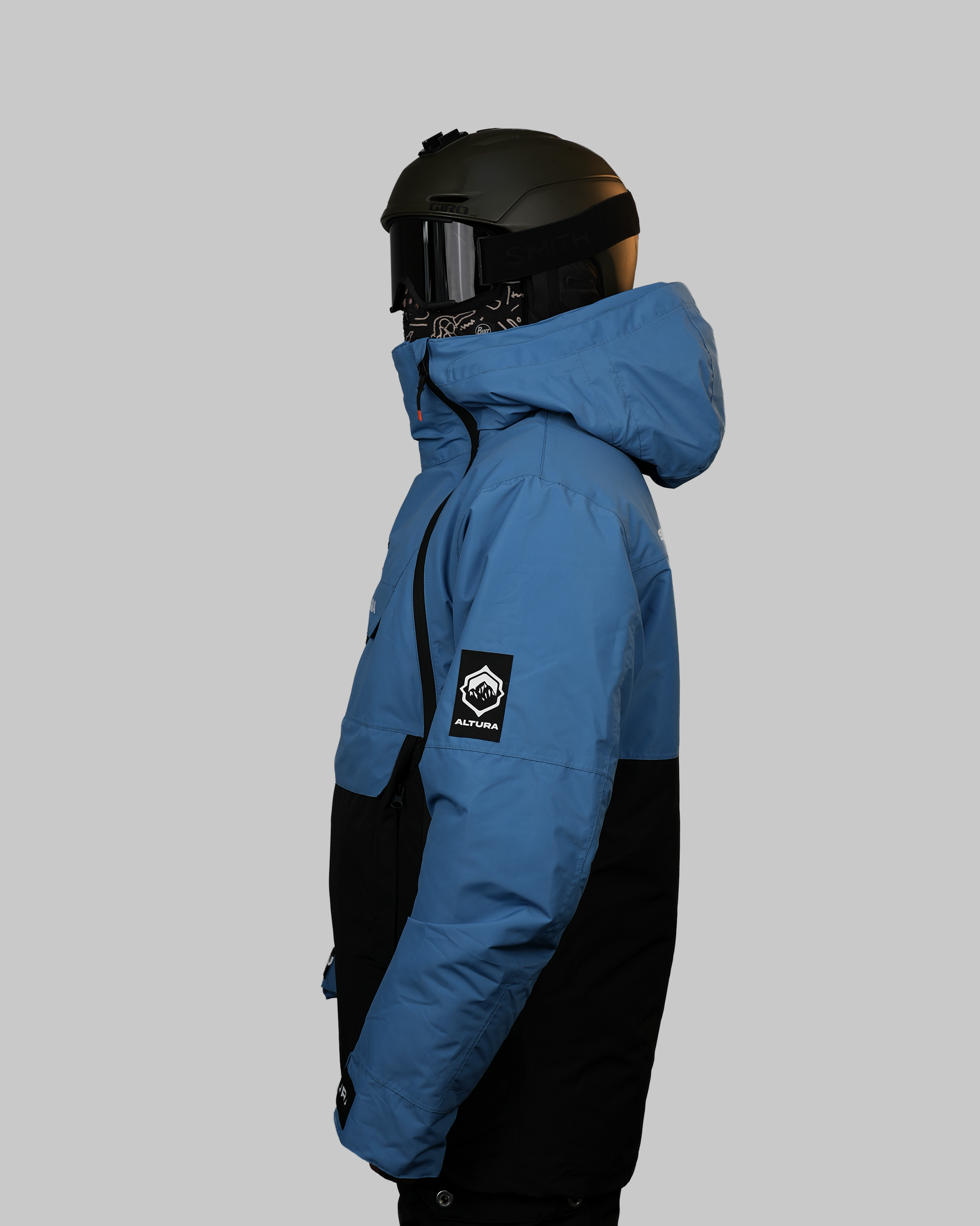 #Color_Black & Blue